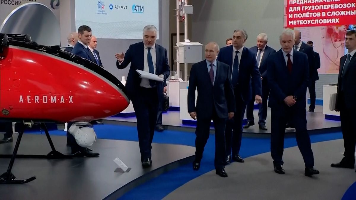Putin chce zdvojnásobit výrobu dronů v Rusku. Je to perspektivní obor, řekl